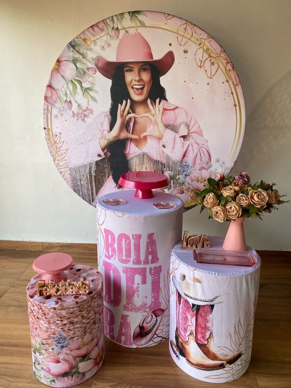 Kit Ana Castela - Pacalu Locações 