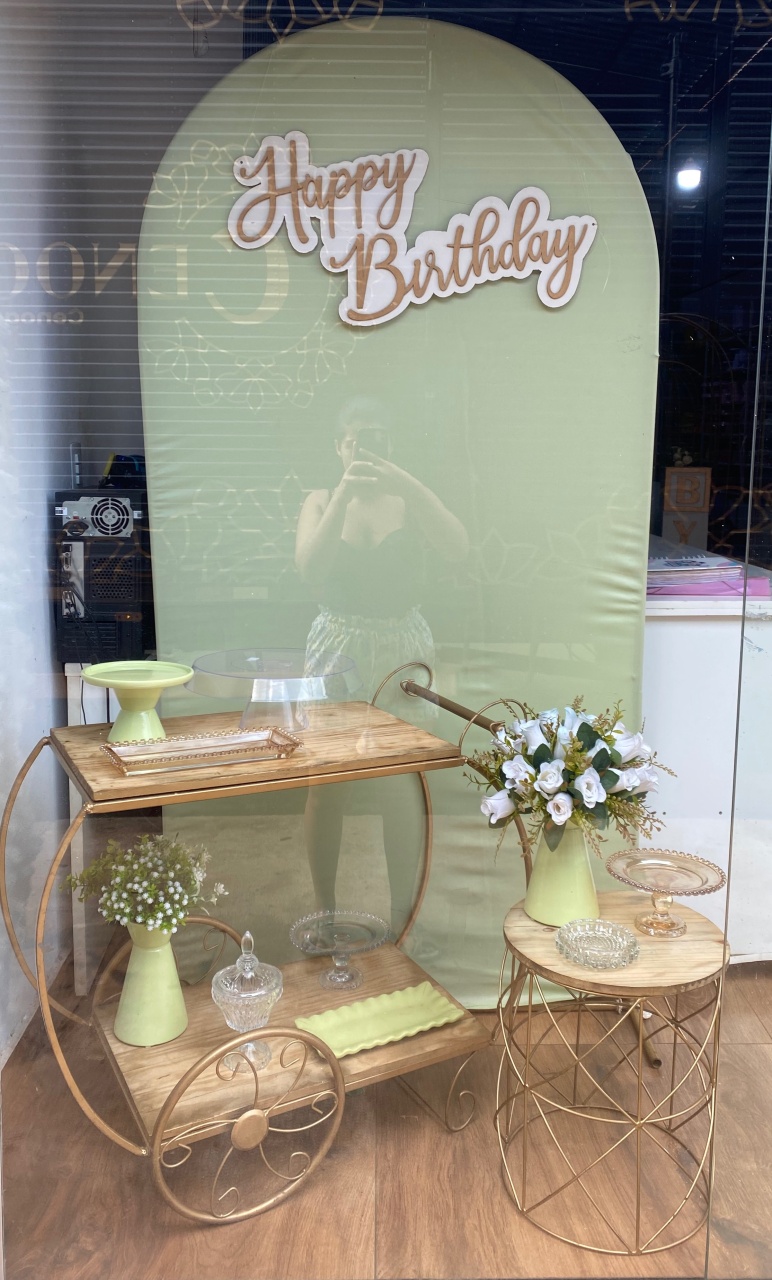 Kit Verde Vitrine  - Pacalu Locações 