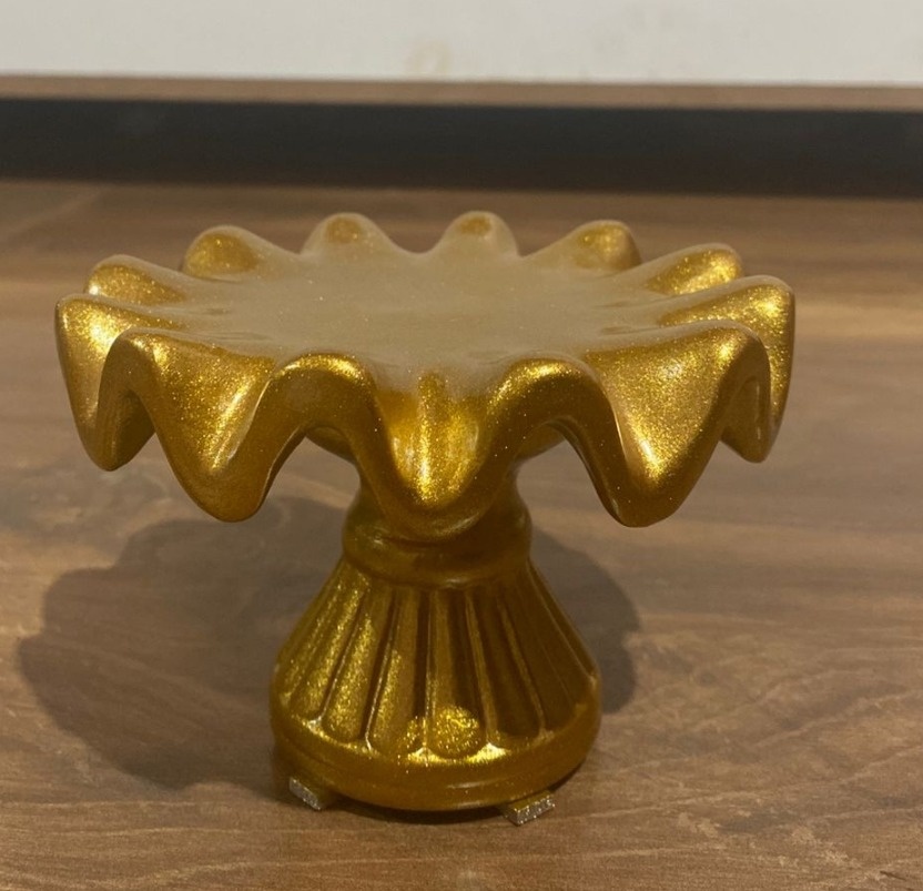 Bandeja Madri de Louça Dourado Pp - Pacalu Locações 
