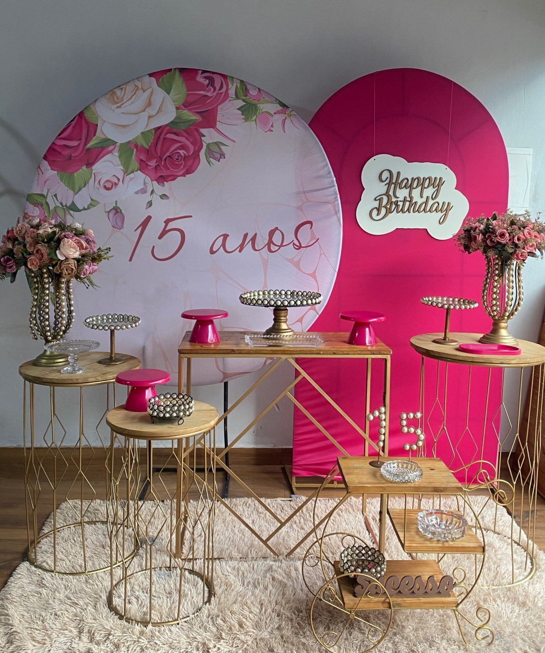 Kit 15 Anos Rosa  - Pacalu Locações 