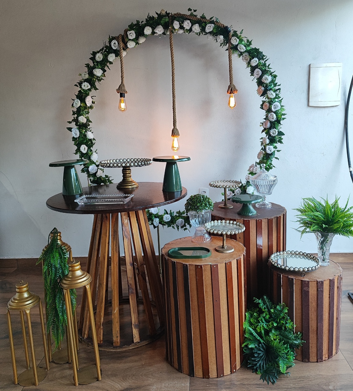 Kit Verde E Rústico, Casamento, Adulto  - Pacalu Locações 