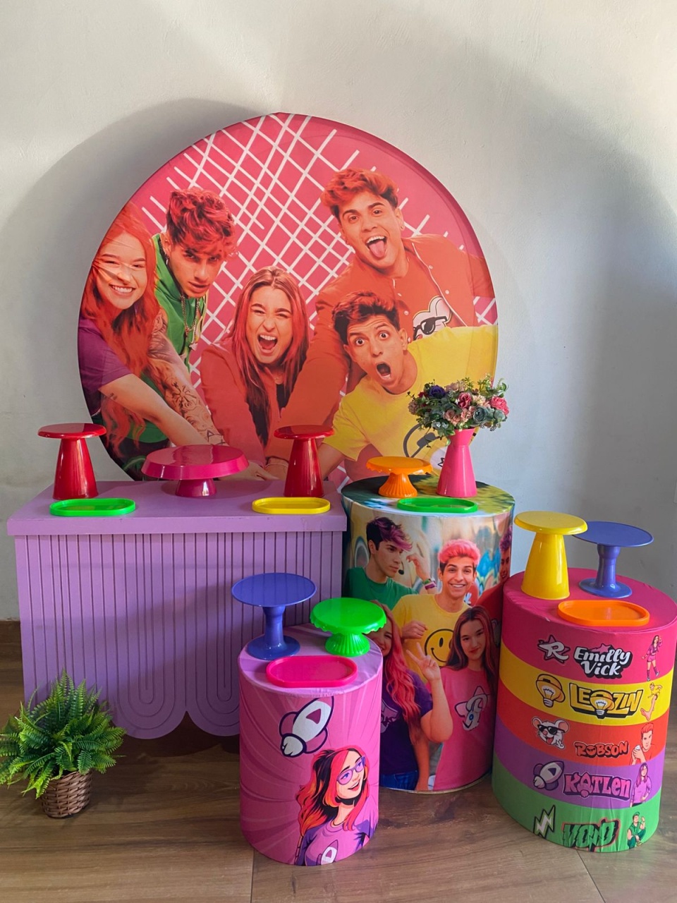 Kit dos Rosas  - Pacalu Locações 