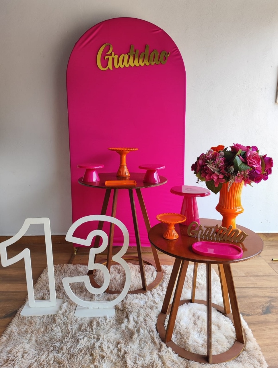 Kit Adulto Laranja E Rosa  - Pacalu Locações 
