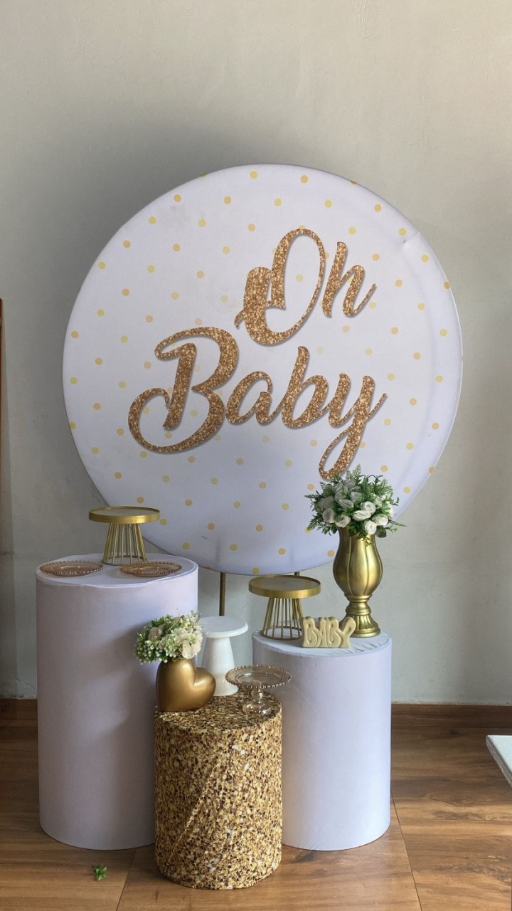 Kit Chá Revelação Branco Com Dourado  - Pacalu Locações 