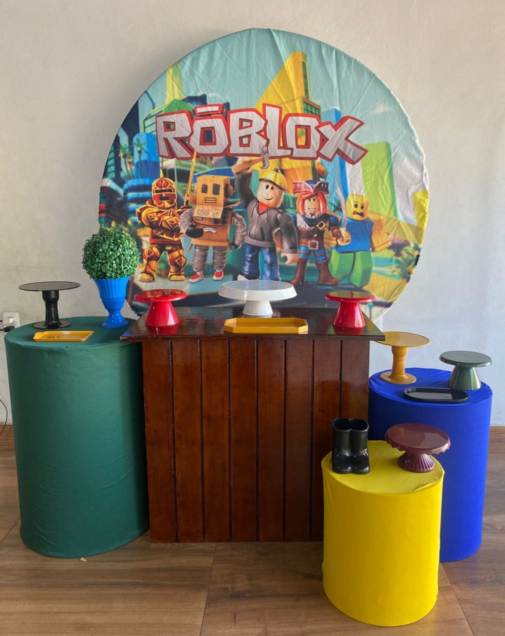 Kit Roblox Colorido 2 - Pacalu Locações 