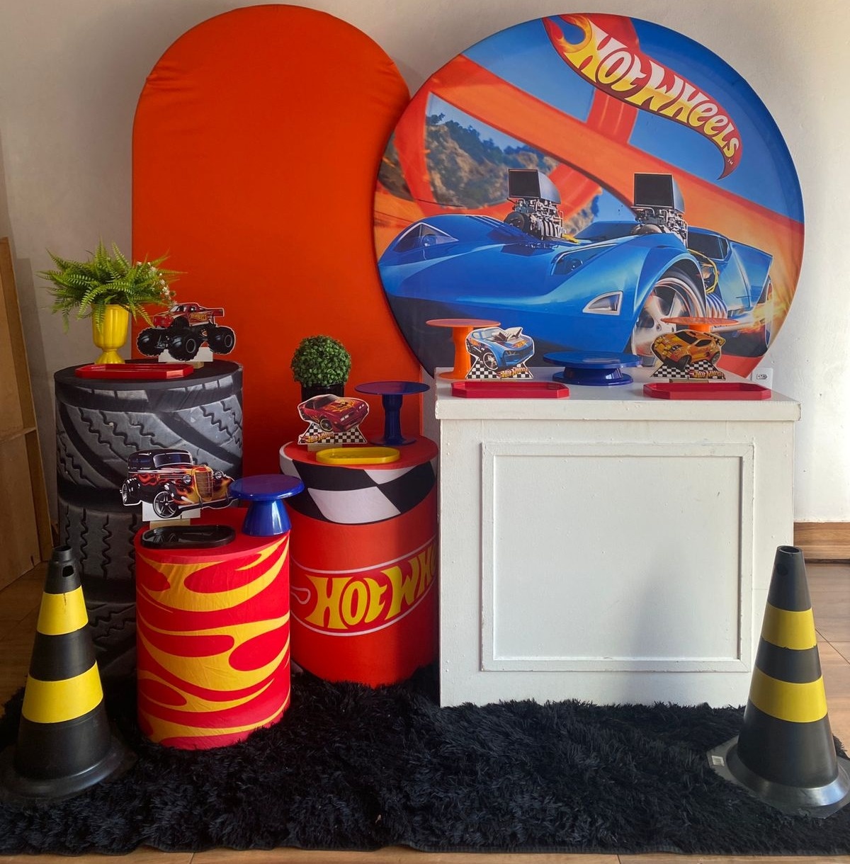 Kit Hot Wheelss - Pacalu Locações 