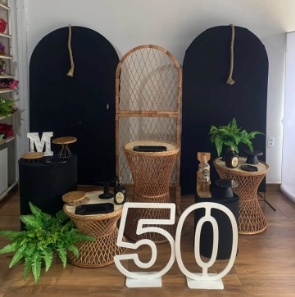 Kit Preto Com Rustico Luxo - Pacalu Locações 