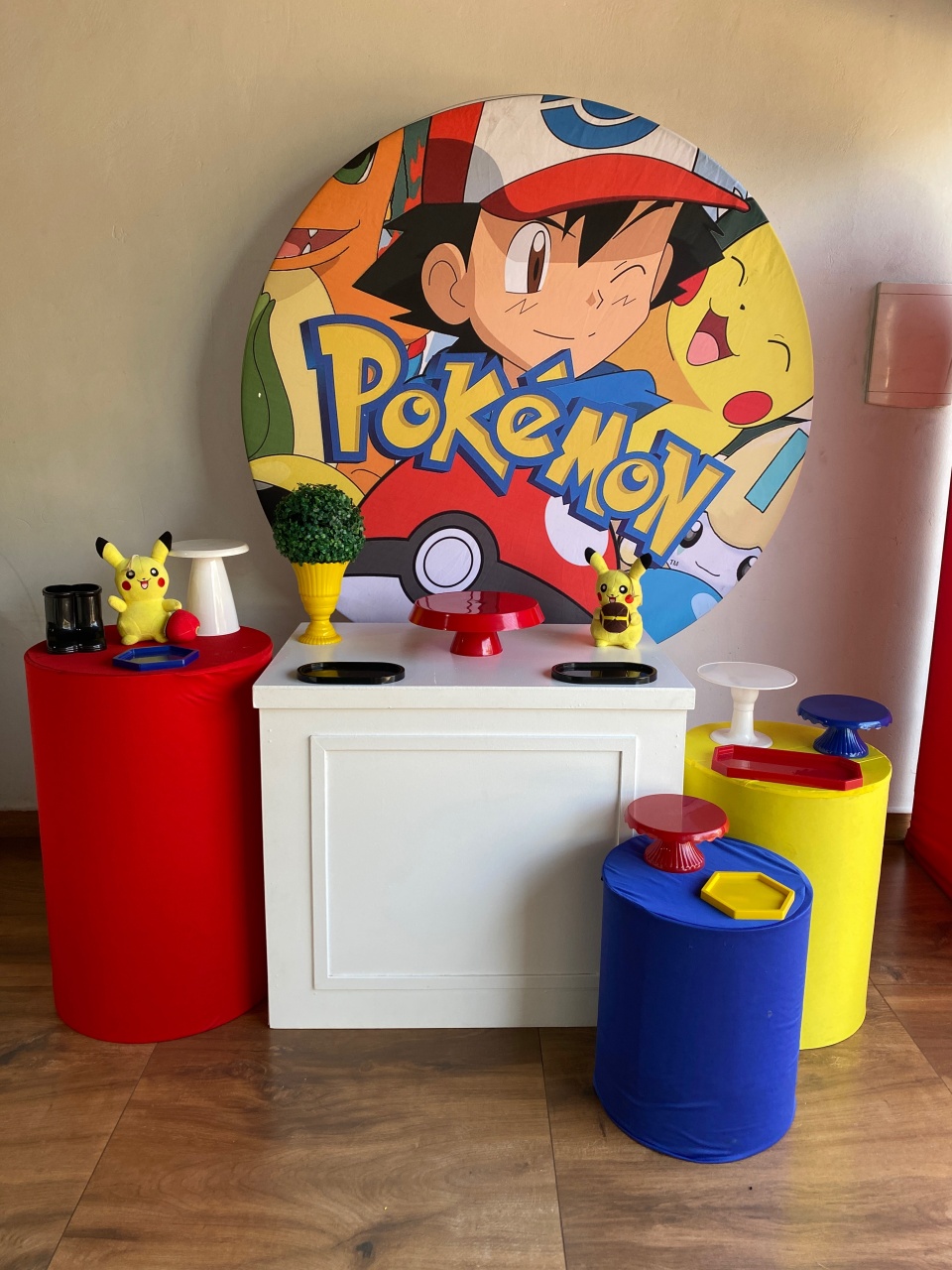 Kit Pokémon  - Pacalu Locações 