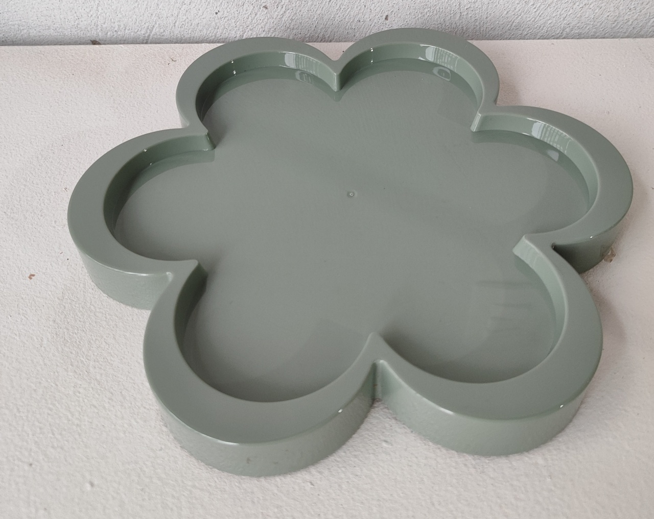 Bandeja Flor de Plastico Baixa Verde Menta - Pacalu Locações 