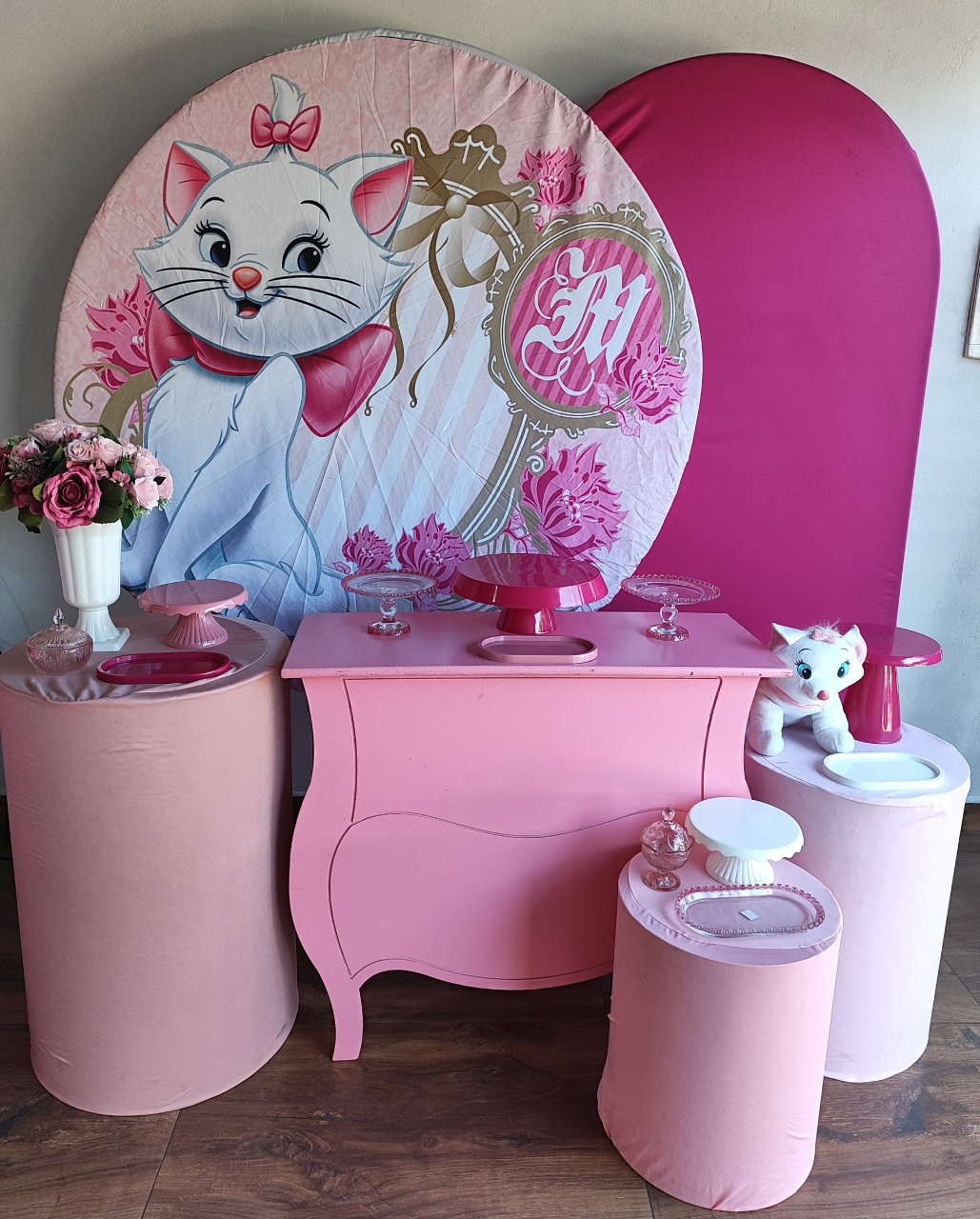 Kit Gata Marie  - Pacalu Locações 