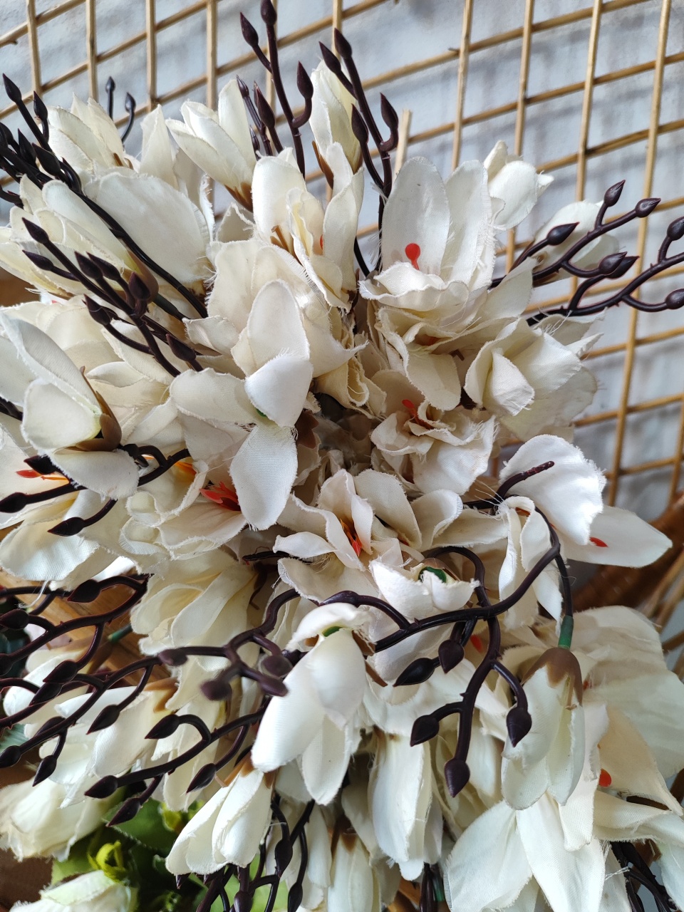 Flores Brancas ( Avulsas ) Arranjo  - Pacalu Locações 