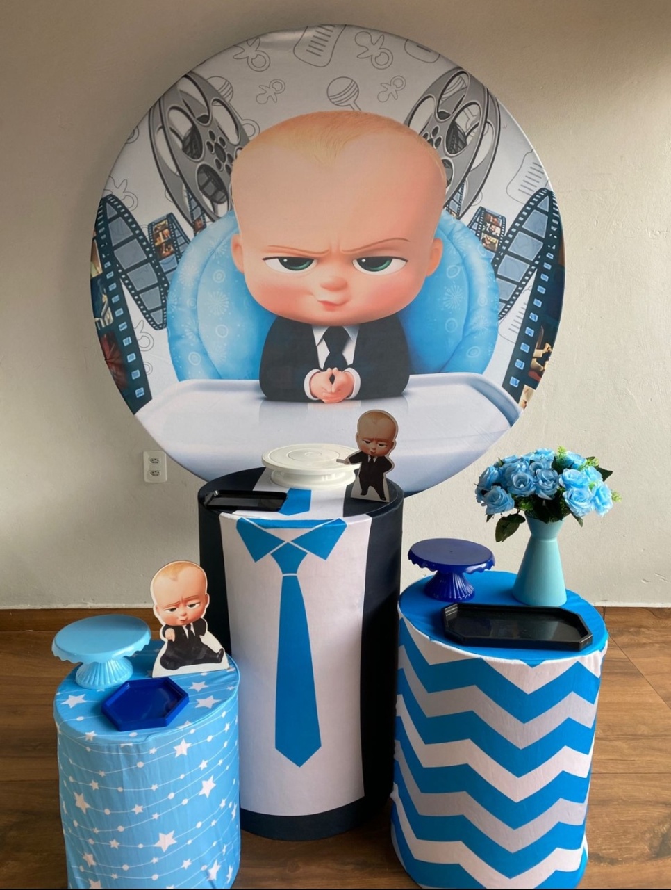 Kit Poderoso Chefinho  - Pacalu Locações 