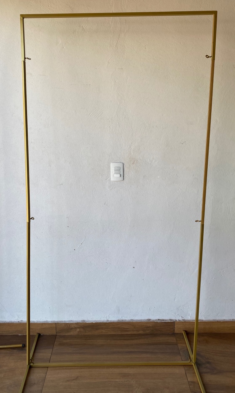 Painel Quadrado de Ferro  - Pacalu Locações 