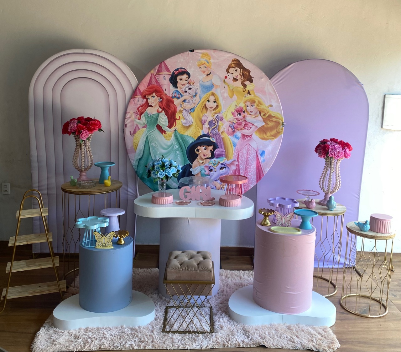 Kit Princesas  - Pacalu Locações 