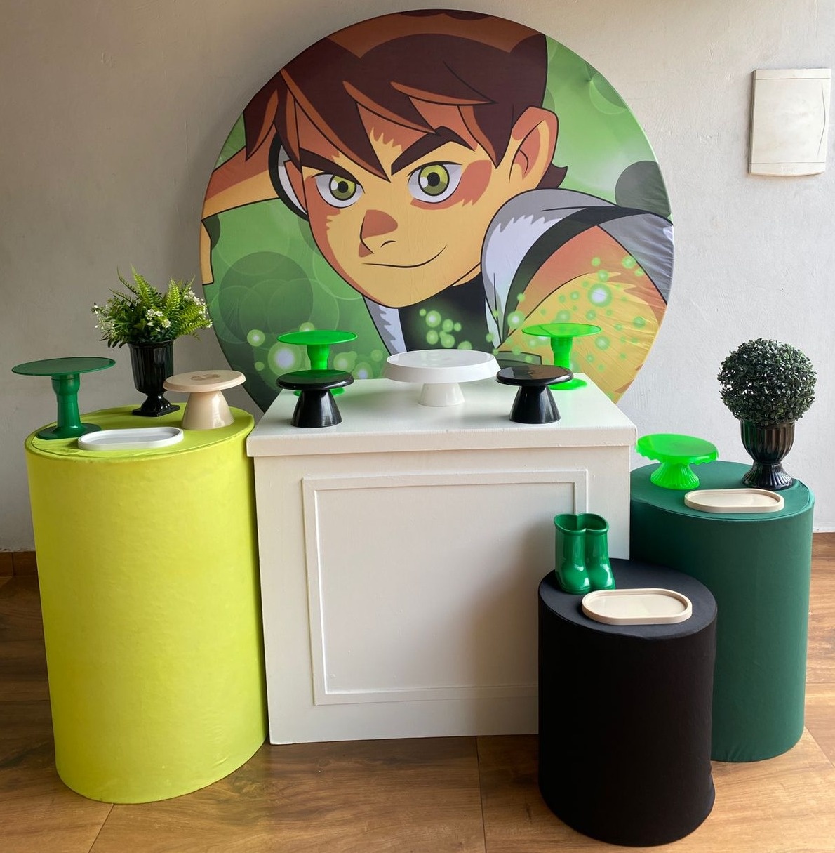 Kit Ben 10 - Pacalu Locações 