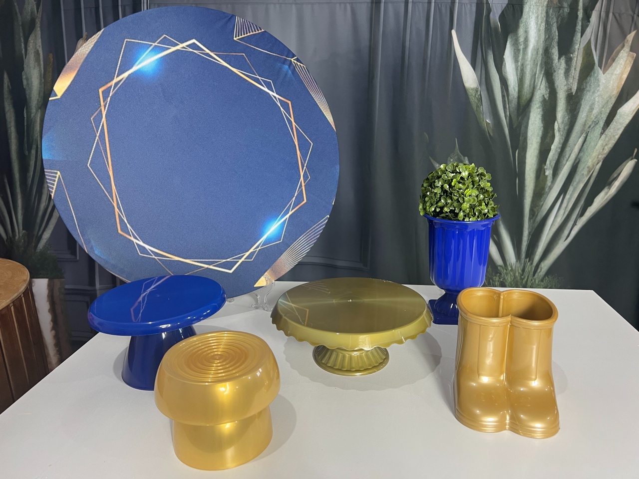 Kit de Mesa Azul E Dourado - AZ PEGUE E MONTE