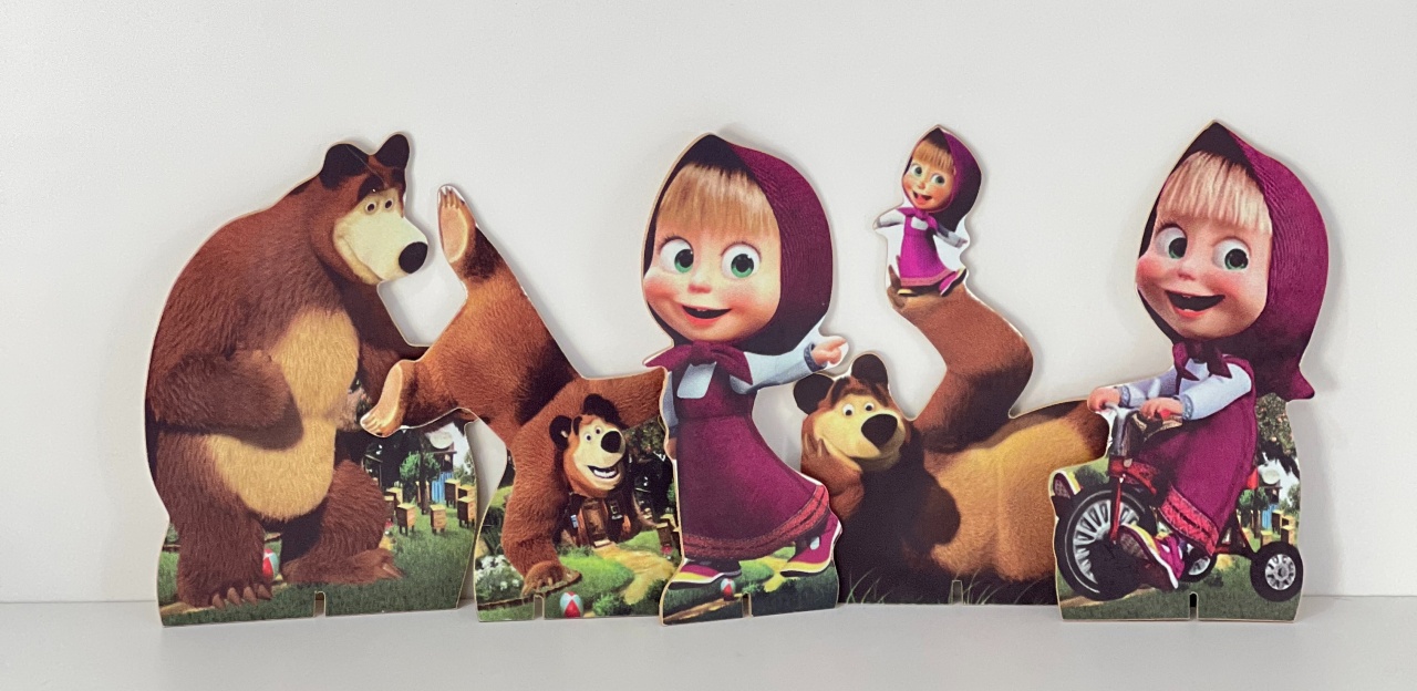 Masha E O Urso- Display - AZ PEGUE E MONTE