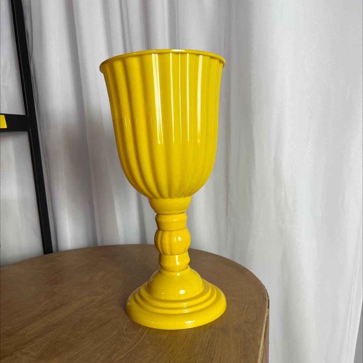 Vaso Confeita-  Amarelo - AZ PEGUE E MONTE