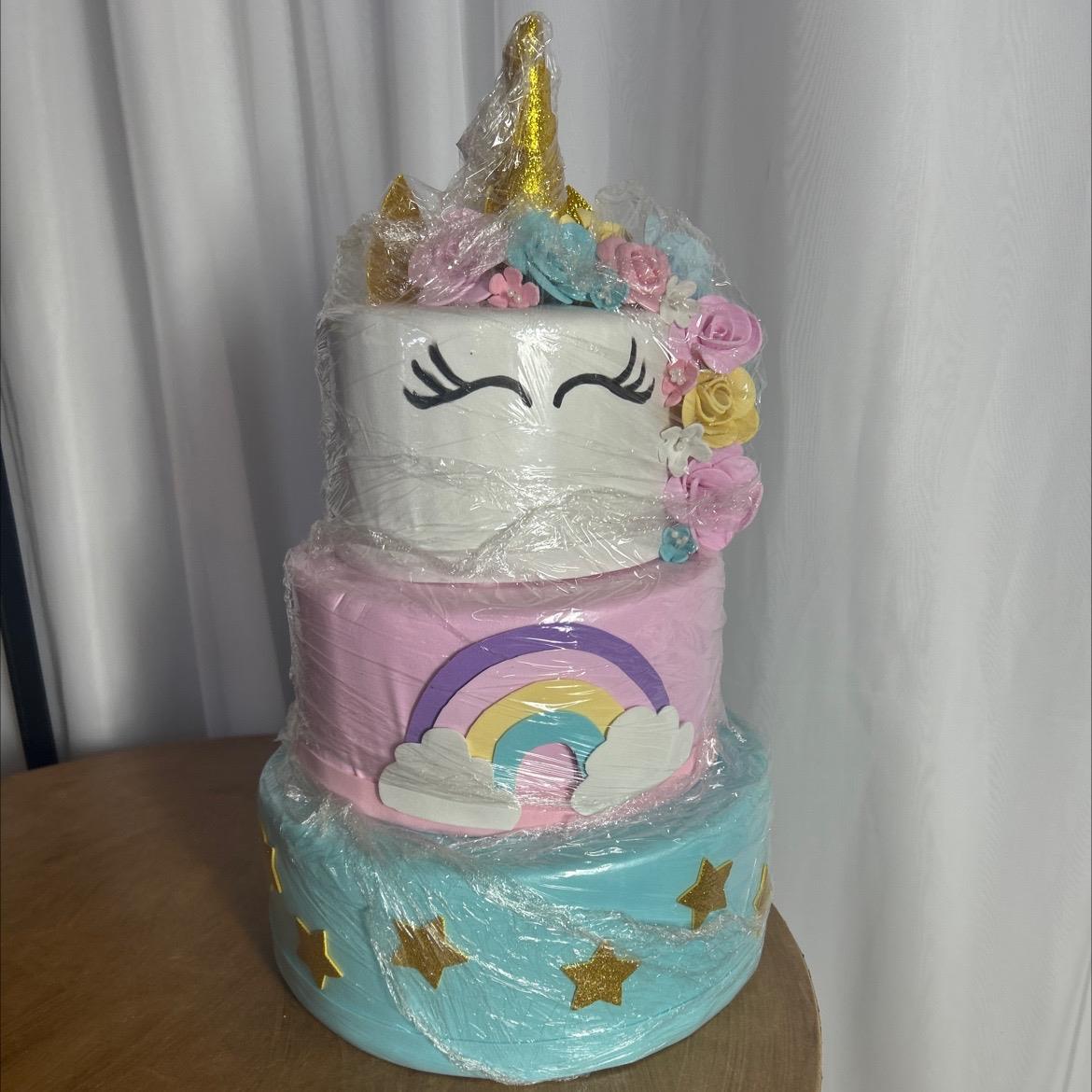 Bolo 3 Andares- Unicornio - AZ PEGUE E MONTE