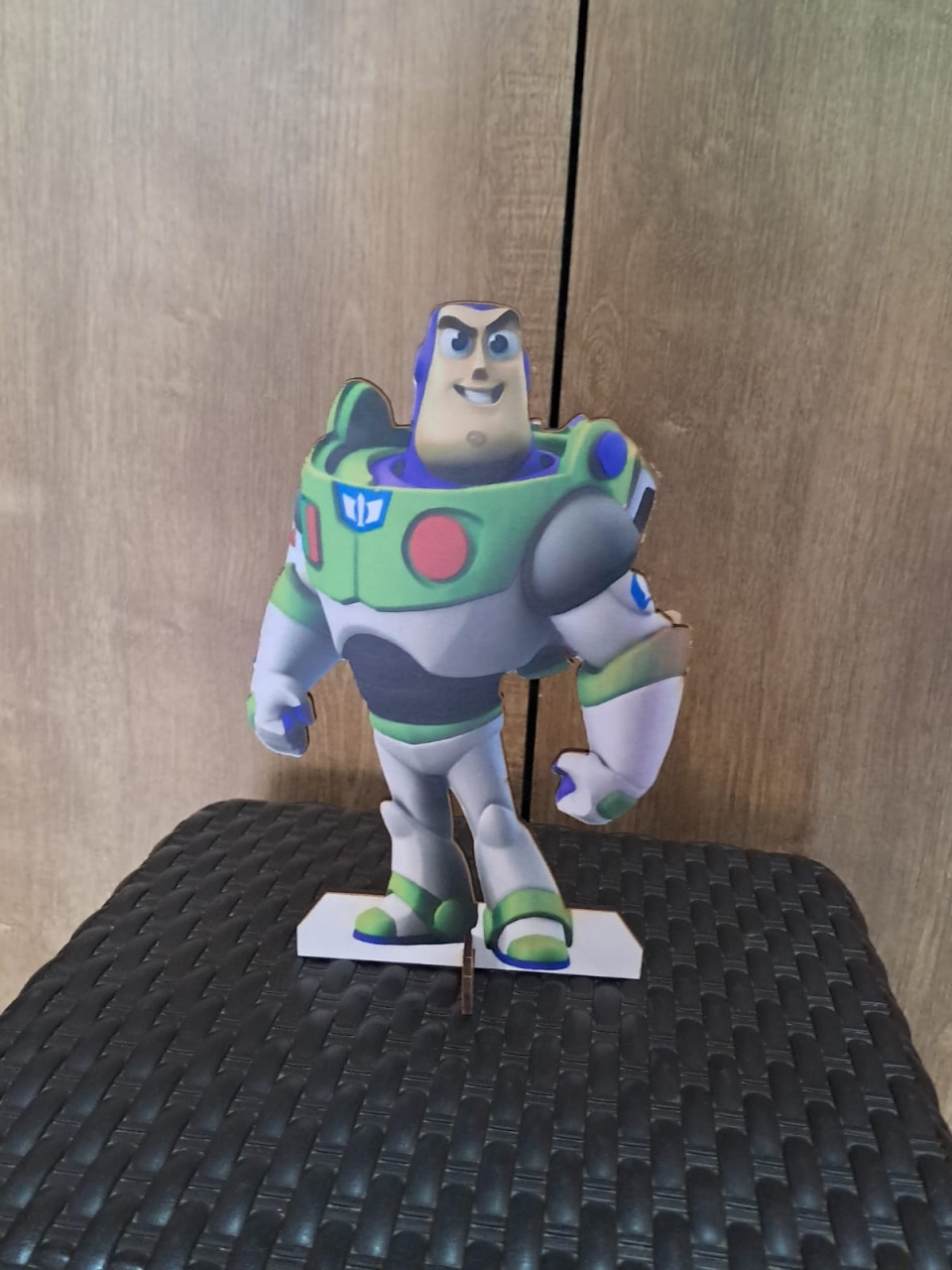 Buzz Lightyear - Display P - AZ PEGUE E MONTE