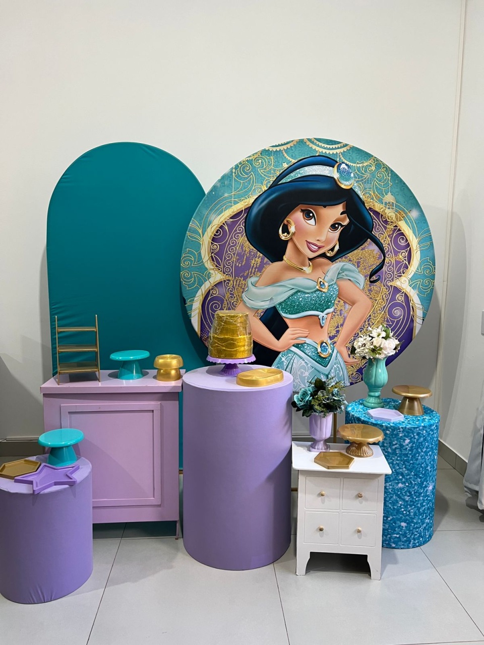 Jasmine 320,00 - AZ PEGUE E MONTE
