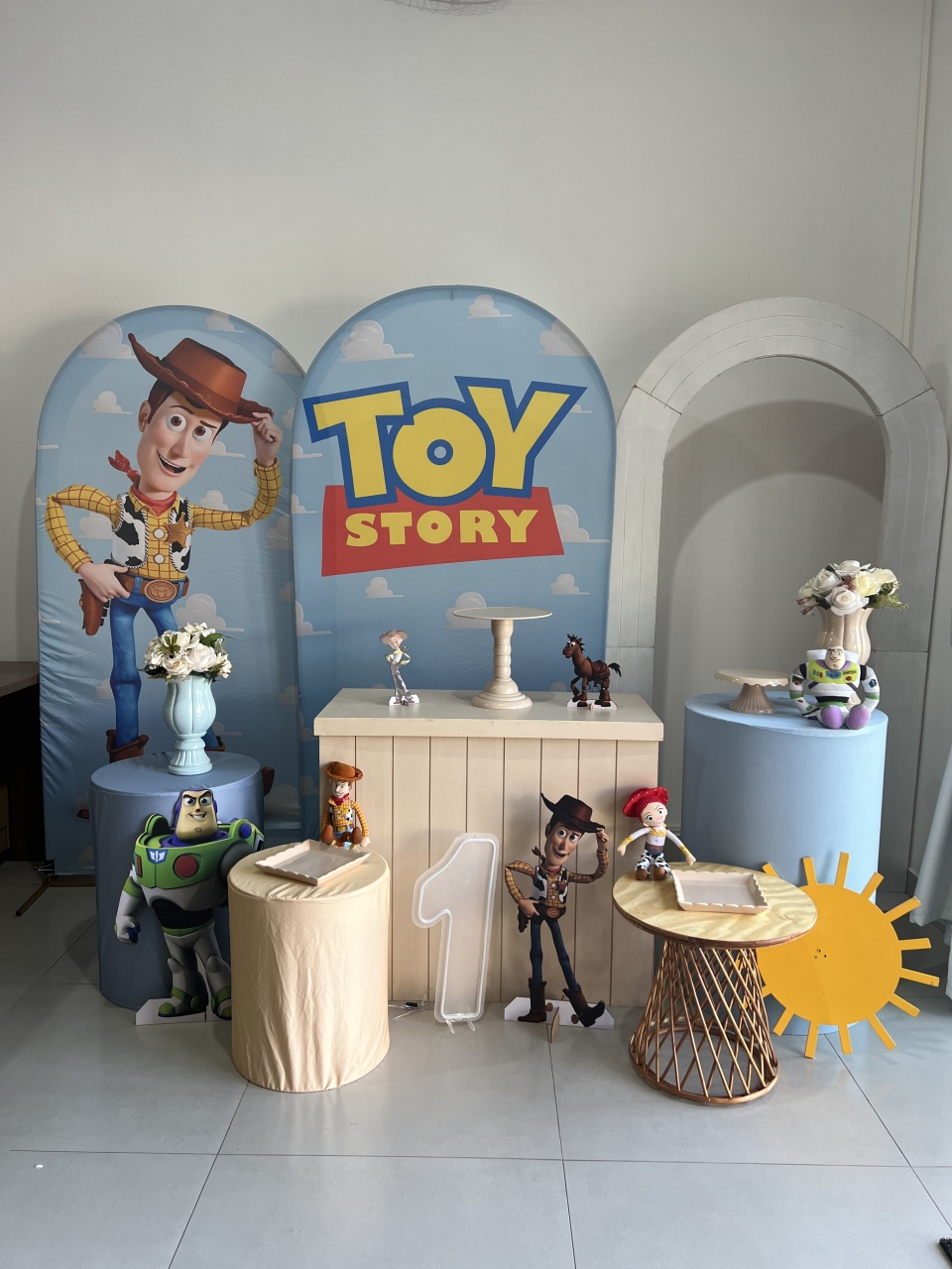 Toy Story - AZ PEGUE E MONTE