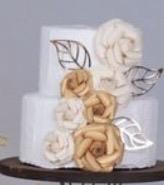 Bolo de 2 Andares - Branco Com Flores - AZ PEGUE E MONTE