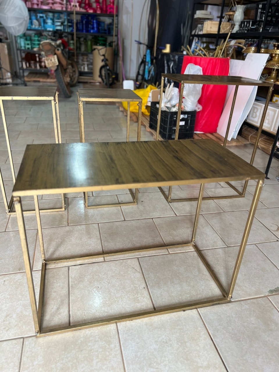 Mesa Aço Dourado Envelhecido - G - AZ PEGUE E MONTE