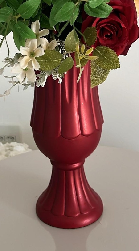 Vaso Vermelho Cintilante - AZ PEGUE E MONTE