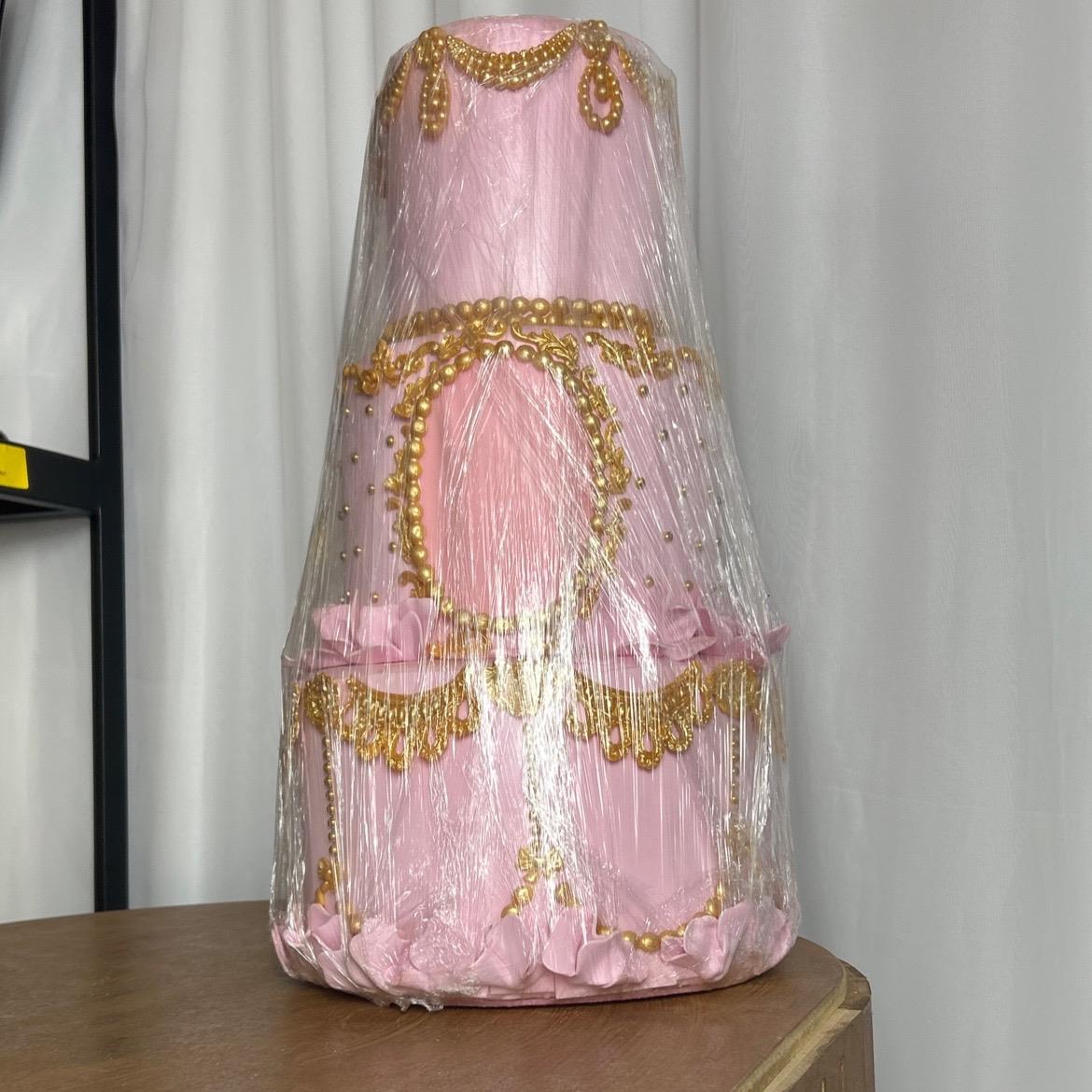 Bolo Fake Princesa- 3 Andares - AZ PEGUE E MONTE