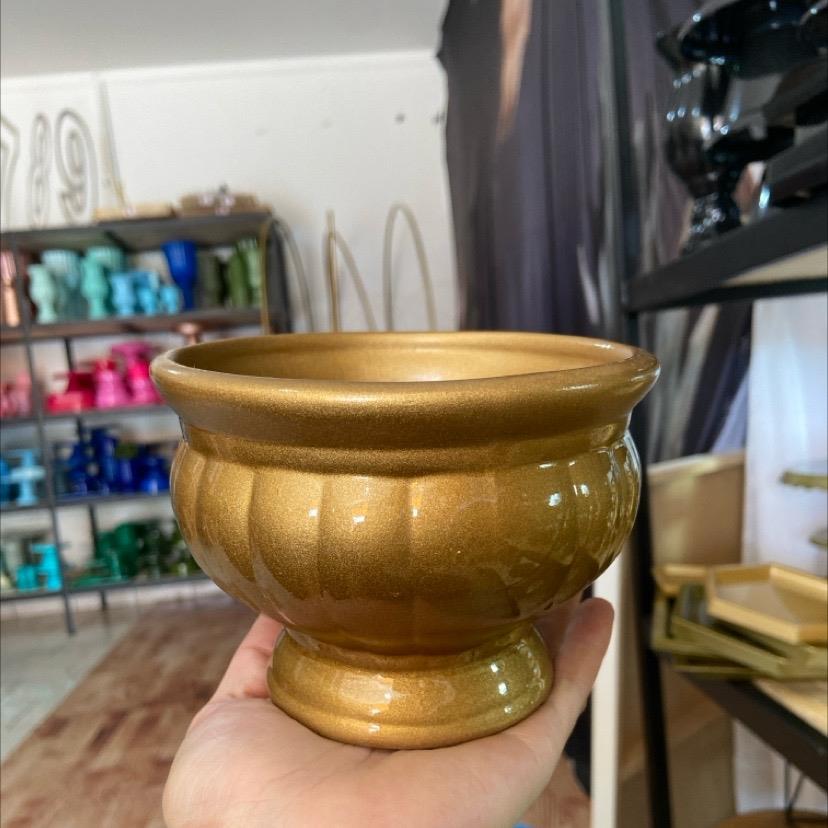 Vaso Jud- Dourado - AZ PEGUE E MONTE