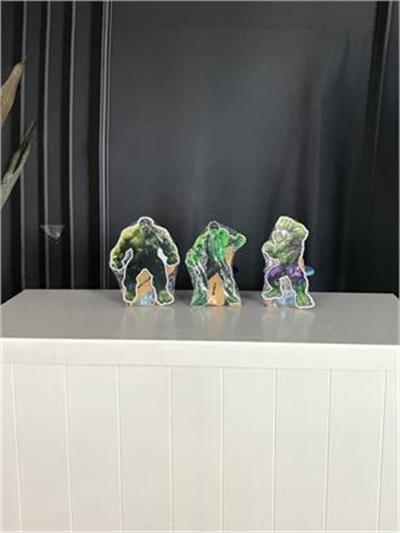 Display de Mesa- Hulk - AZ PEGUE E MONTE