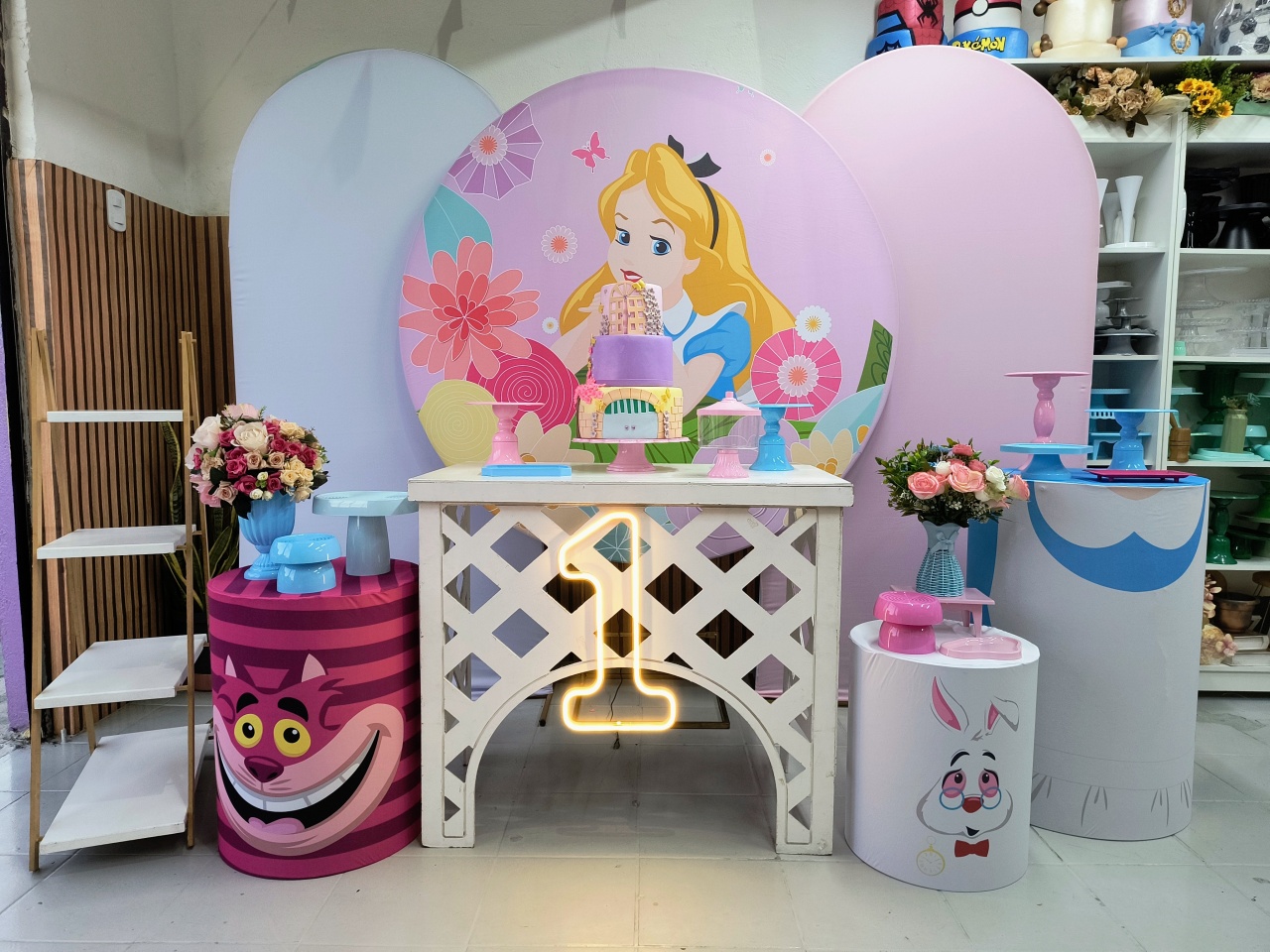 Kit Composição  Alice No País das Maravilhas  - Lilas Decor Locações e Festas