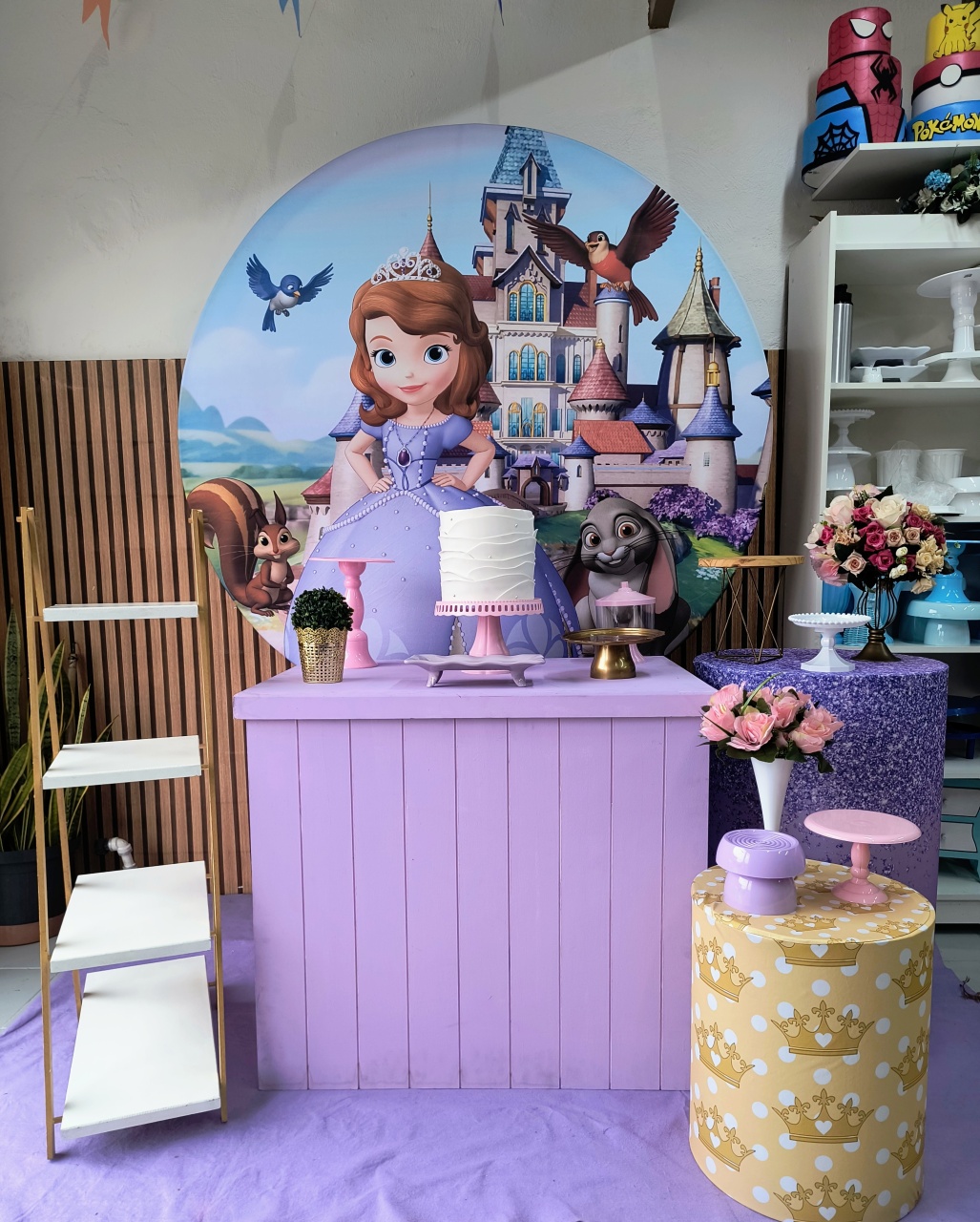 Kit Ouro Princesa Sofia  - Lilas Decor Locações e Festas