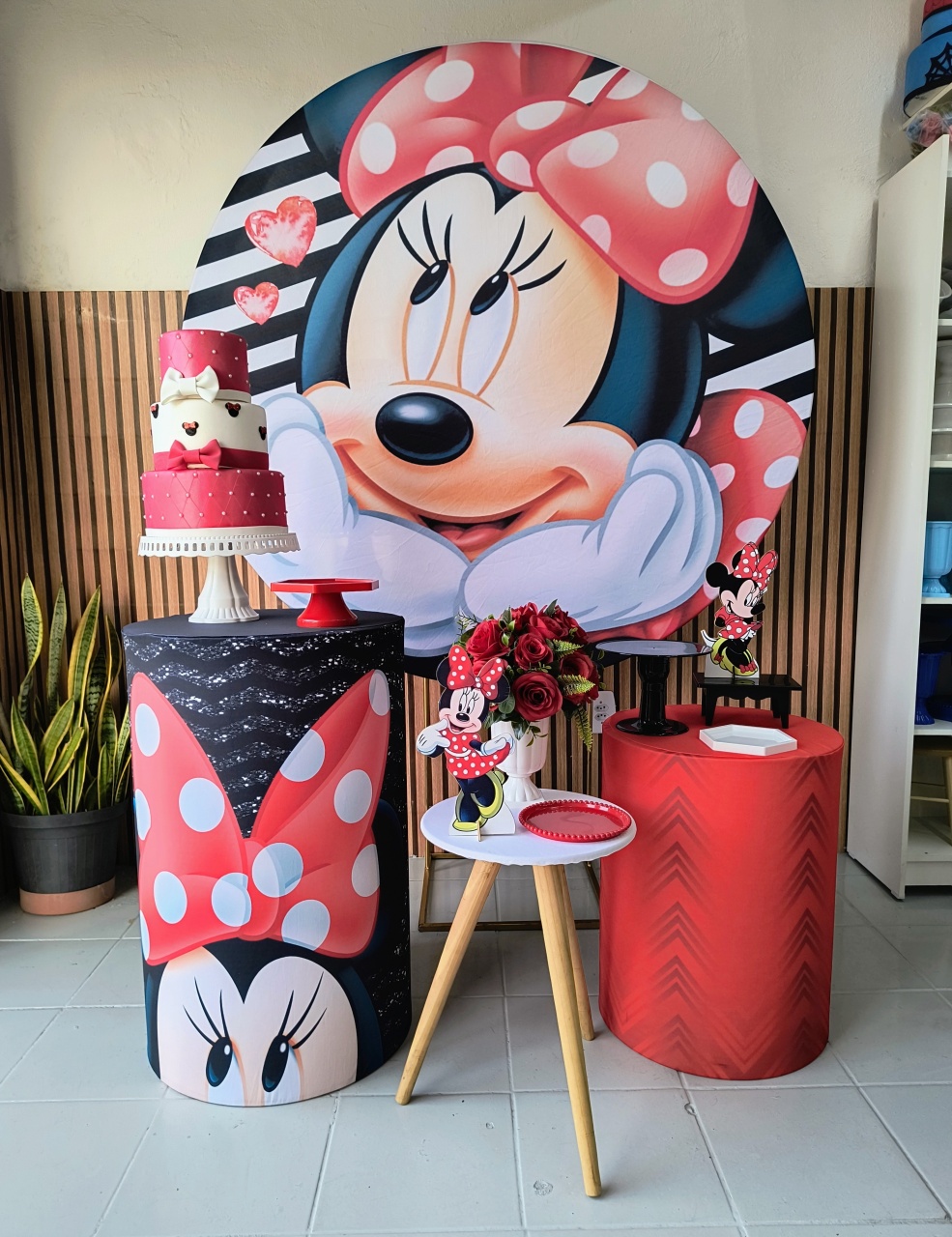 Kit Prata Minnie Vermelha - Lilas Decor Locações e Festas