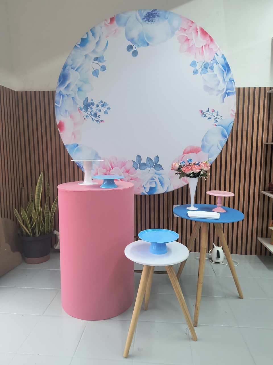Kit Prata Floral Rosa E Azul - Lilas Decor Locações e Festas