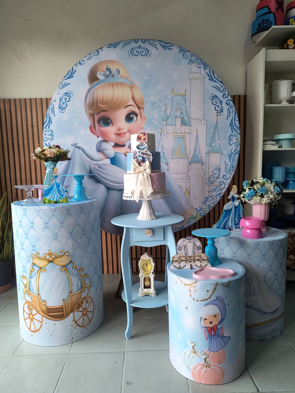 Kit Ouro Cinderela Cute - Lilas Decor Locações e Festas