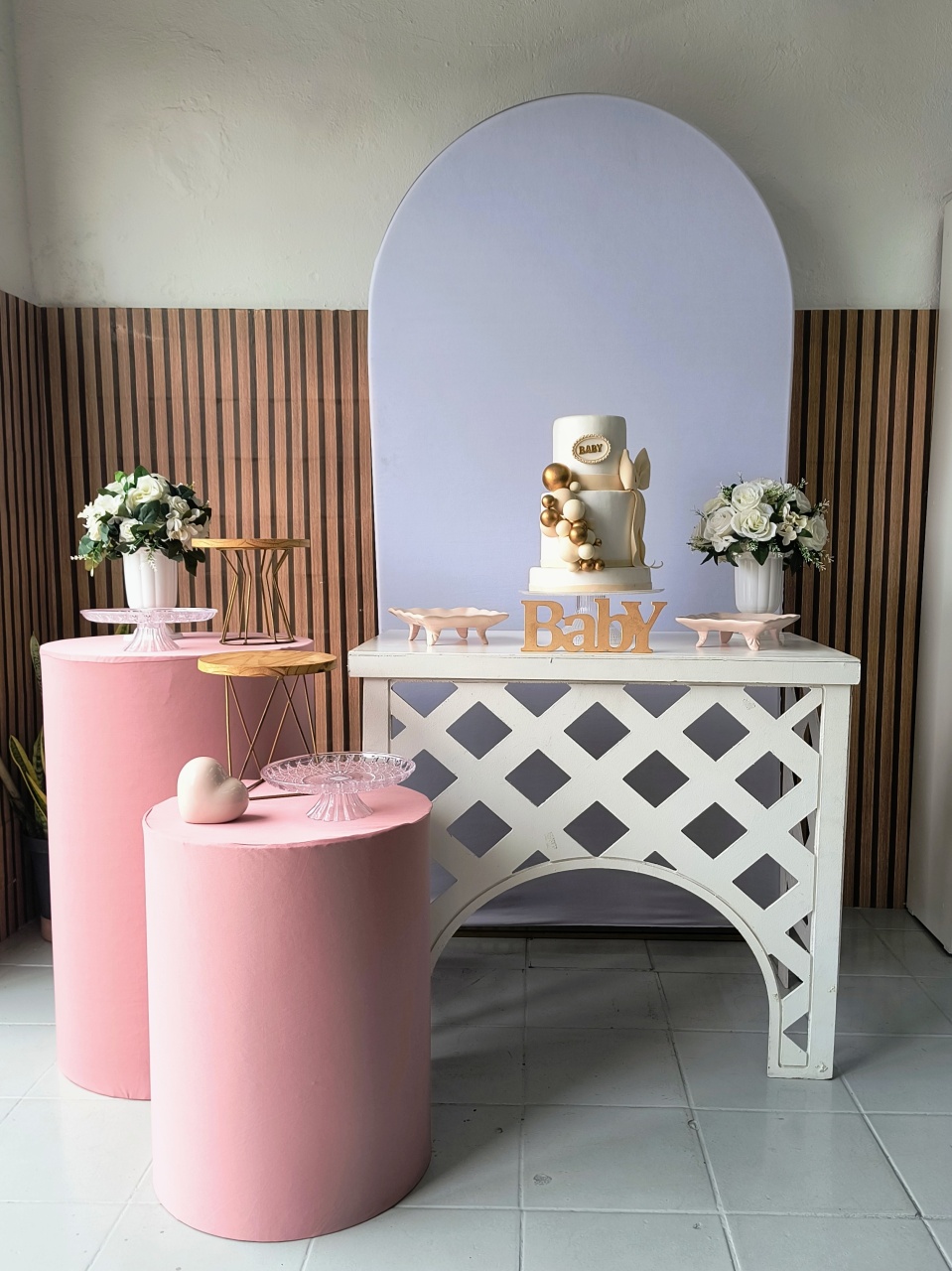 Kit Ouro Chá de Bebe Rosa E Branco - Lilas Decor Locações e Festas