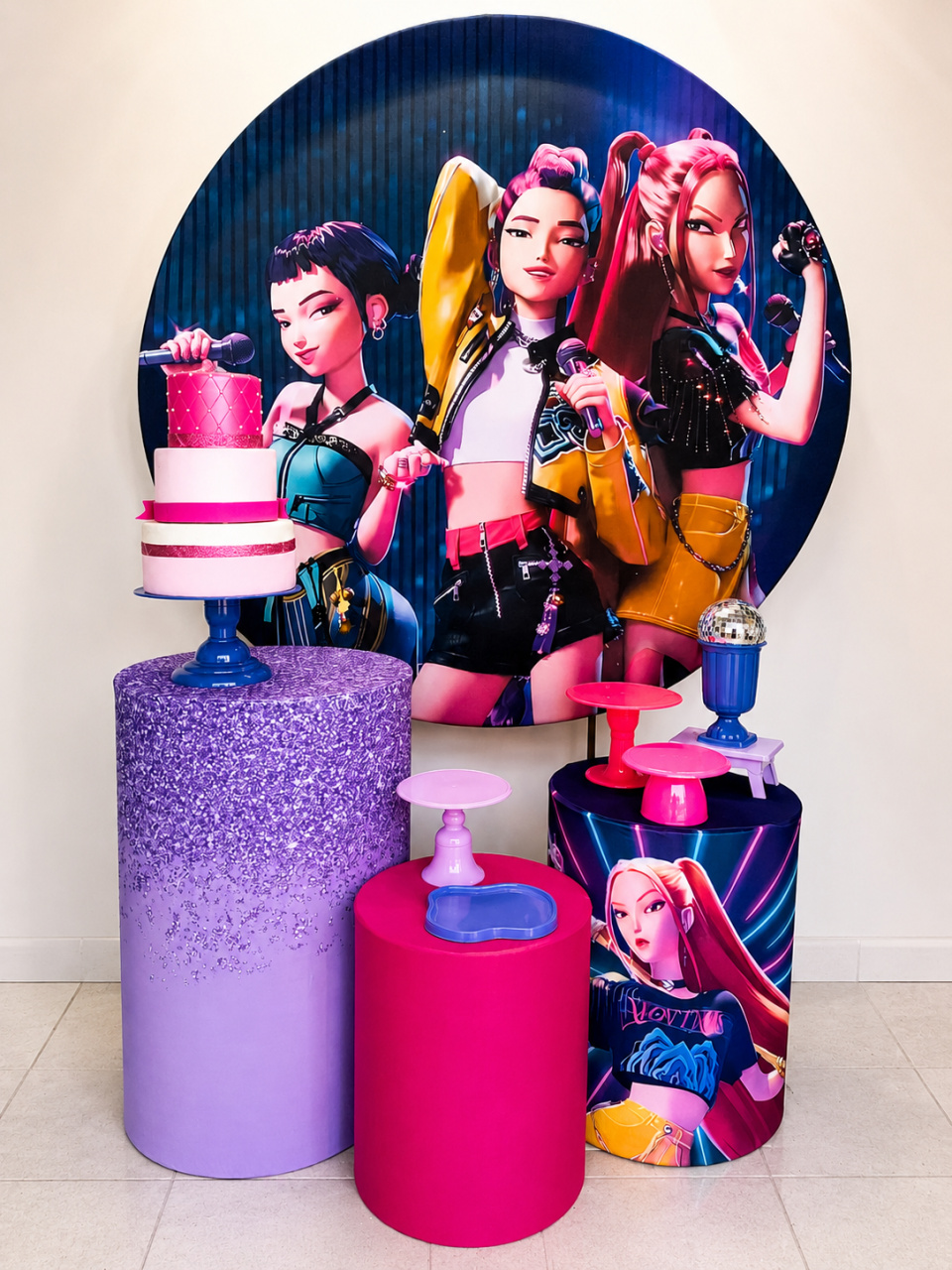Kit Prata Guerreiras Do K-Pop - Lilas Decor Locações e Festas