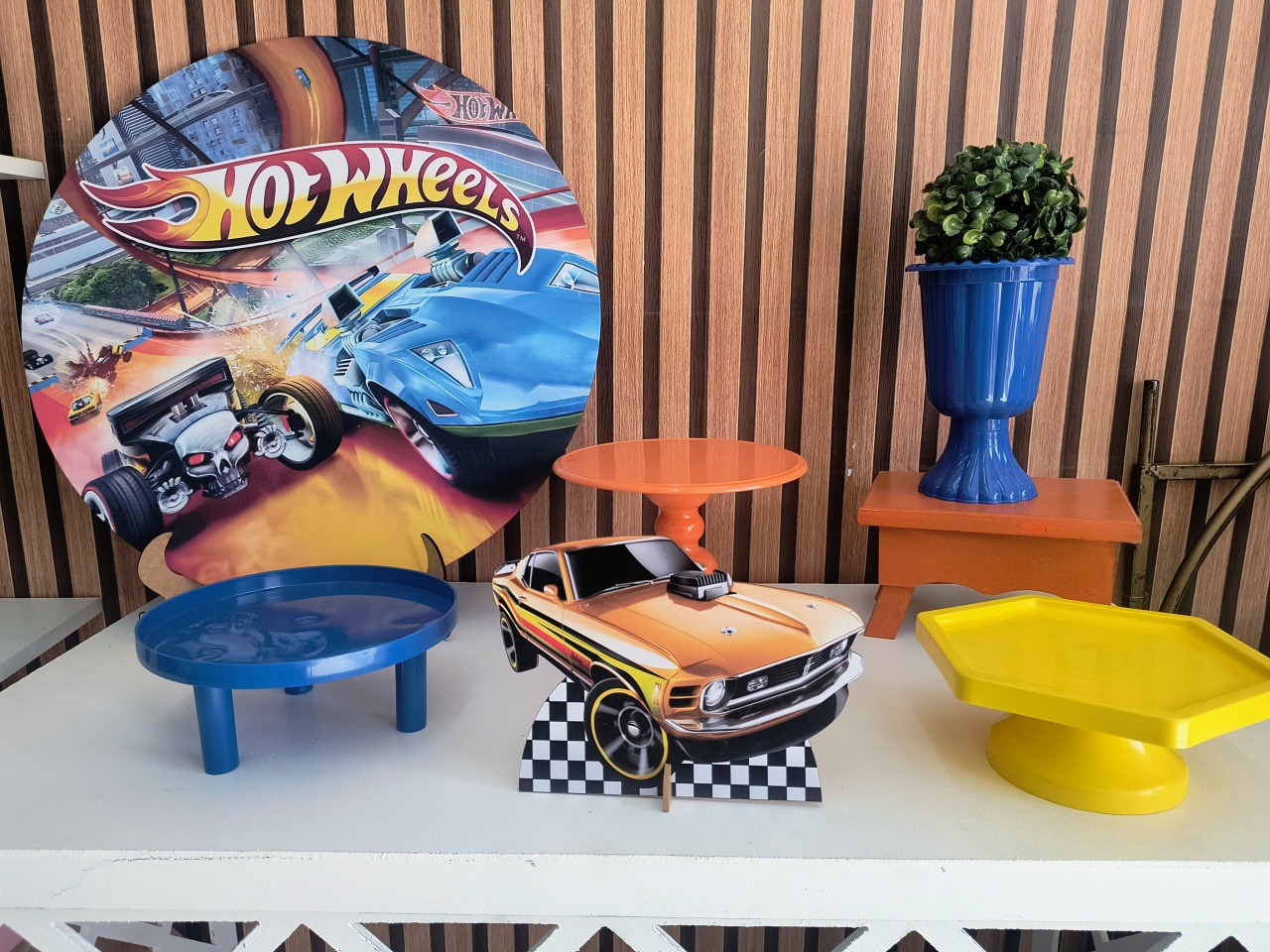 Festa Na Mesa Hot Wheels  - Lilas Decor Locações e Festas
