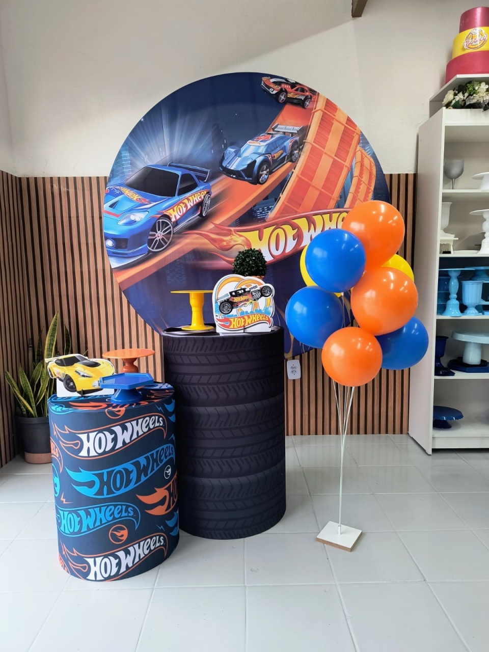 Kit Bronze Hot Wheels  - Lilas Decor Locações e Festas