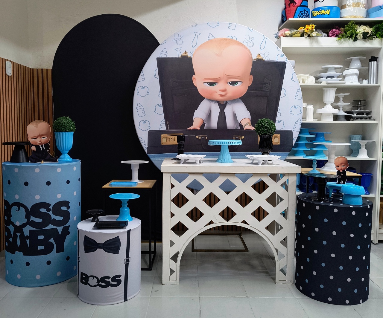 Kit Composição Poderoso Chefinho  - Lilas Decor Locações e Festas