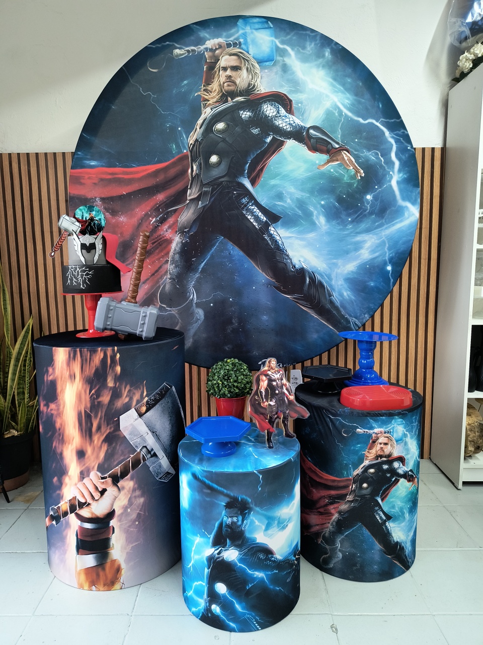 Kit Prata Thor 2 - Lilas Decor Locações e Festas