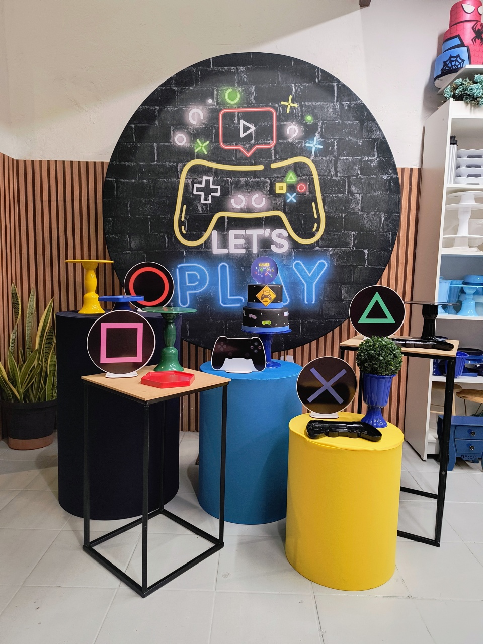 Kit Ouro Video Game  - Lilas Decor Locações e Festas