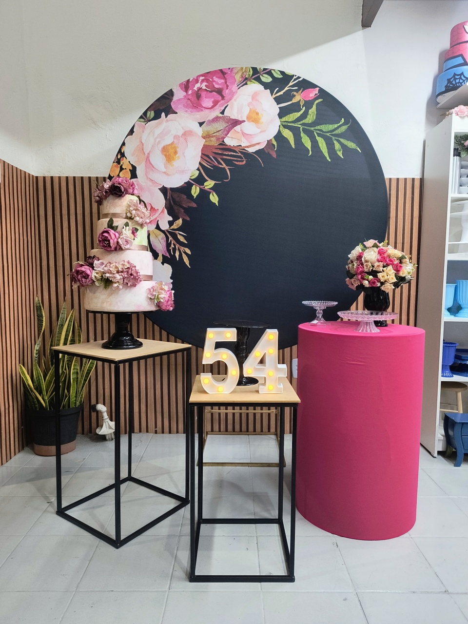 Kit Ouro Floral Rosa E Preto  - Lilas Decor Locações e Festas