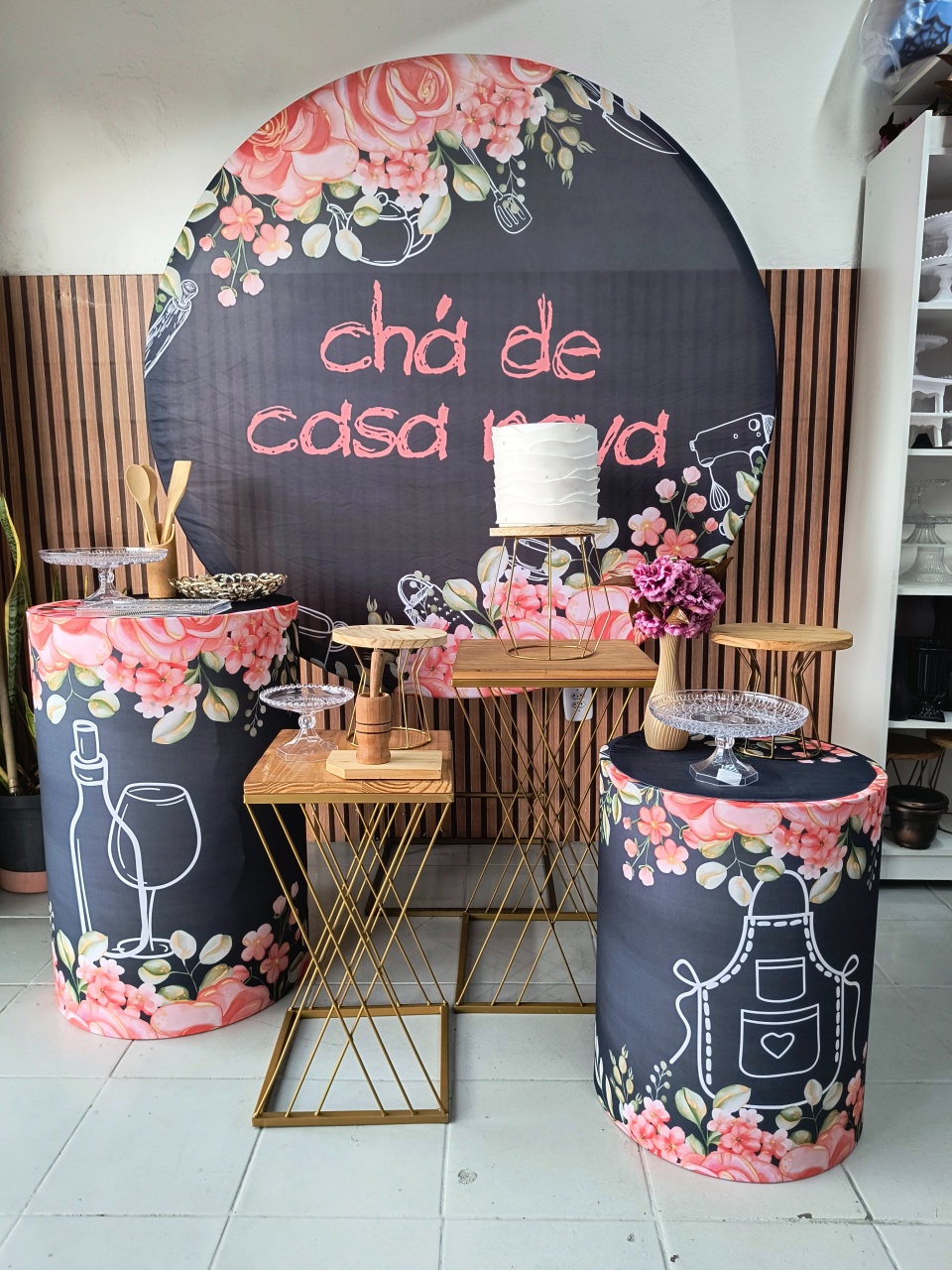 Kit Ouro Chá de Casa Nova  - Lilas Decor Locações e Festas