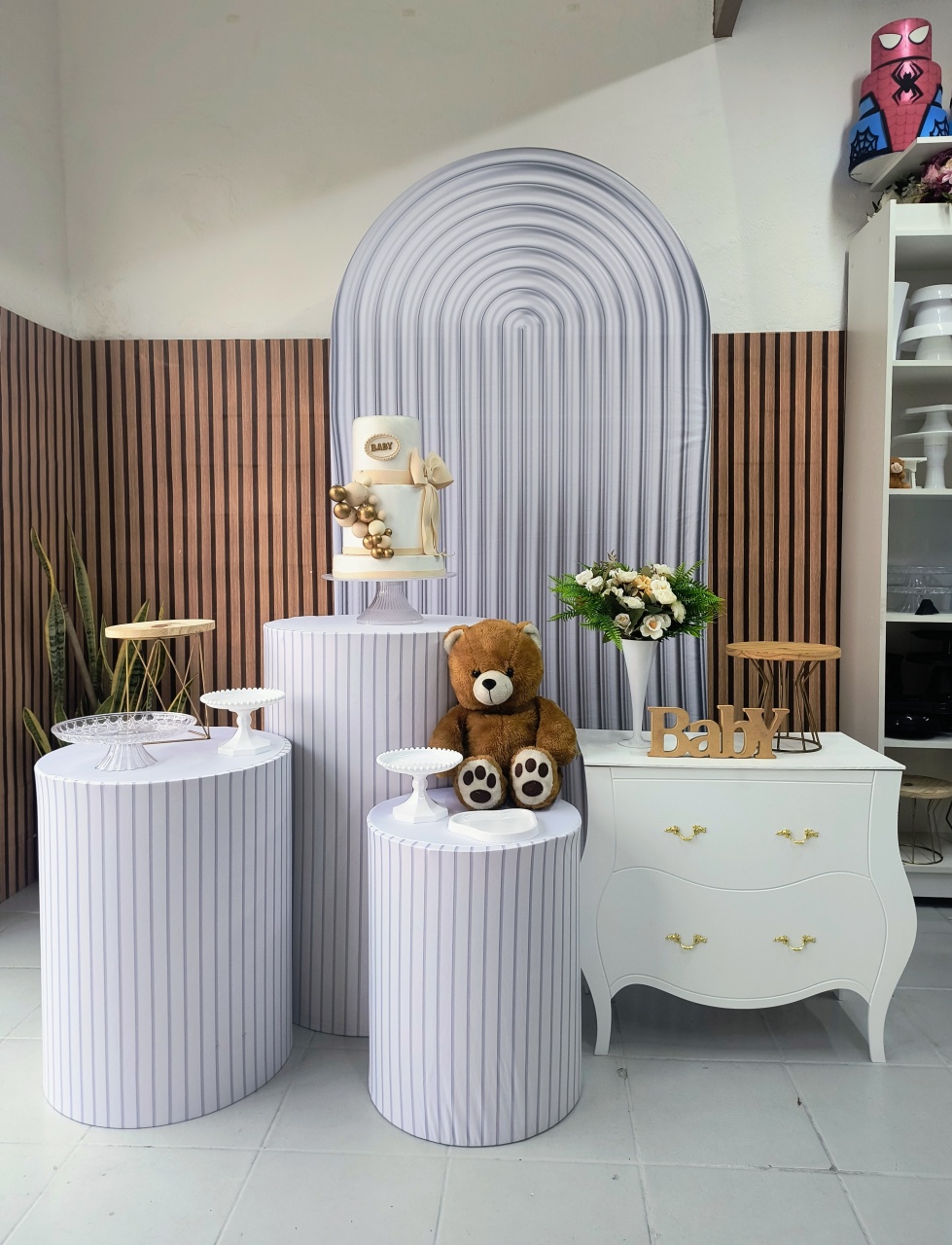 Kit Ouro Chá de Bebe/ Revelação Clean  - Lilas Decor Locações e Festas