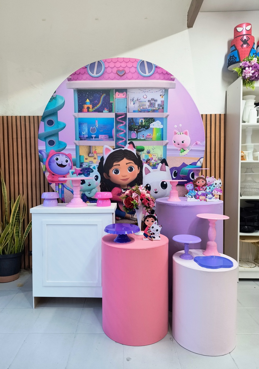 Kit Ouro Casa Mágica da Gabi - Lilas Decor Locações e Festas