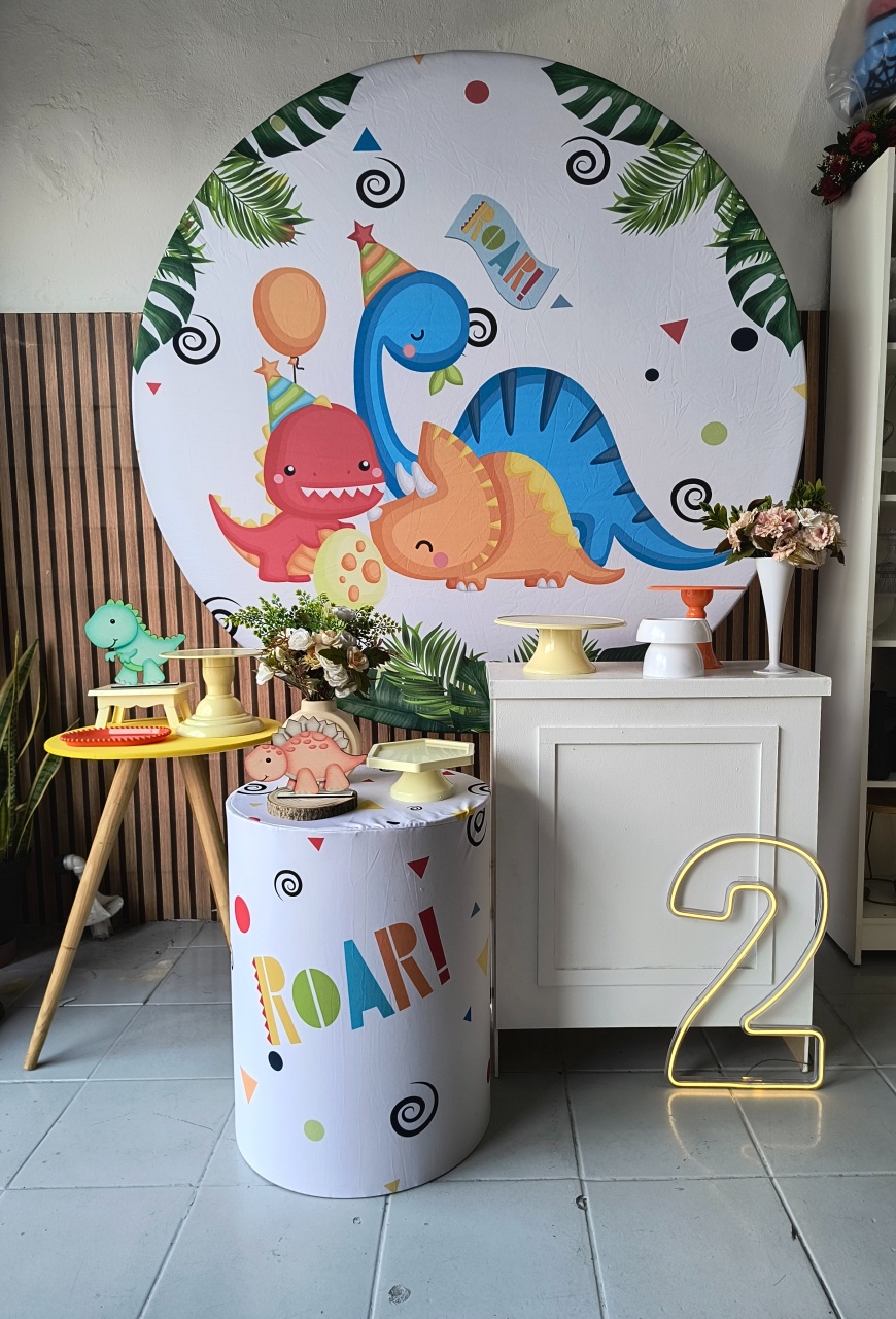 Kit Ouro Dino Baby - Lilas Decor Locações e Festas