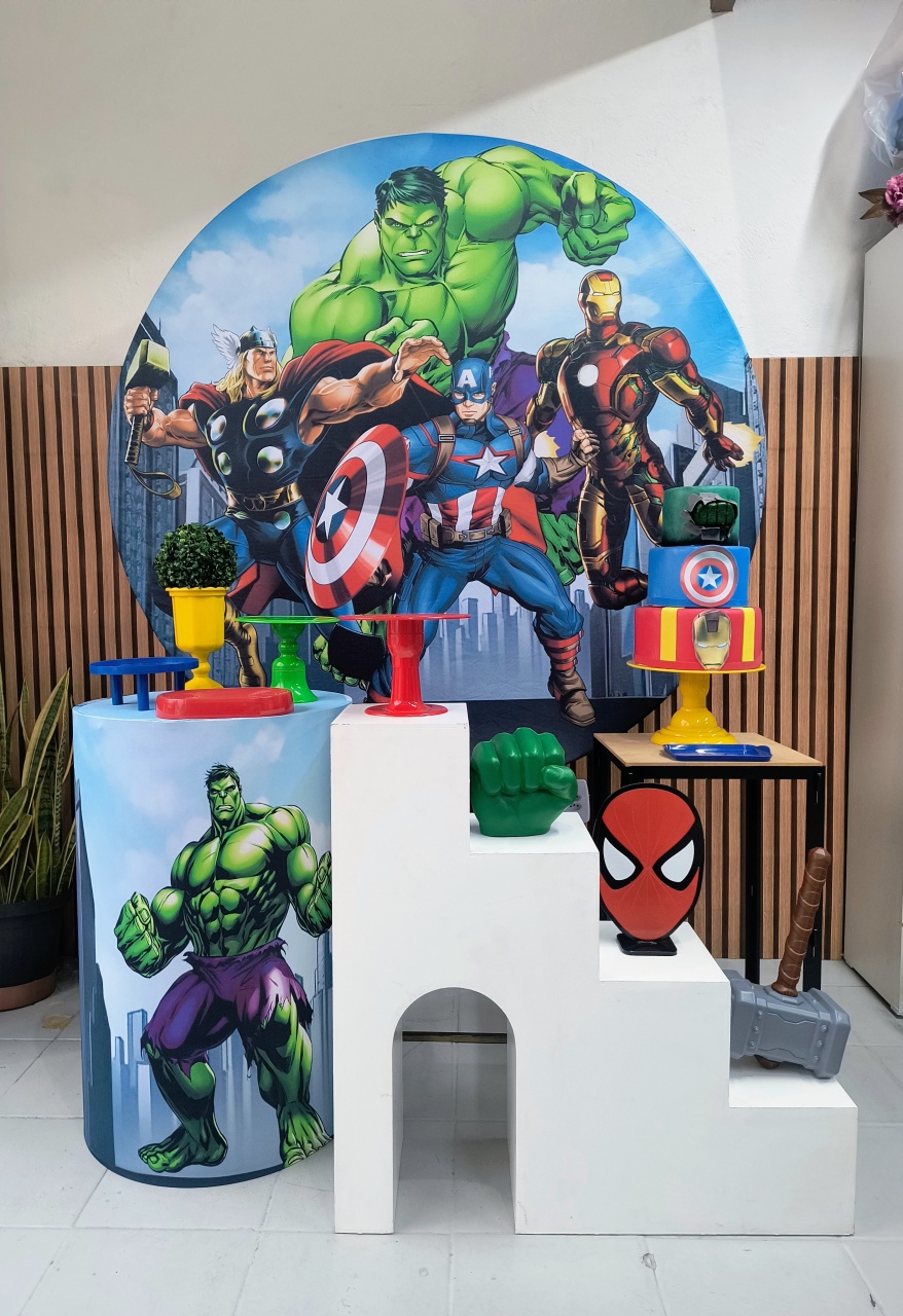 Kit Ouro Herois  - Lilas Decor Locações e Festas
